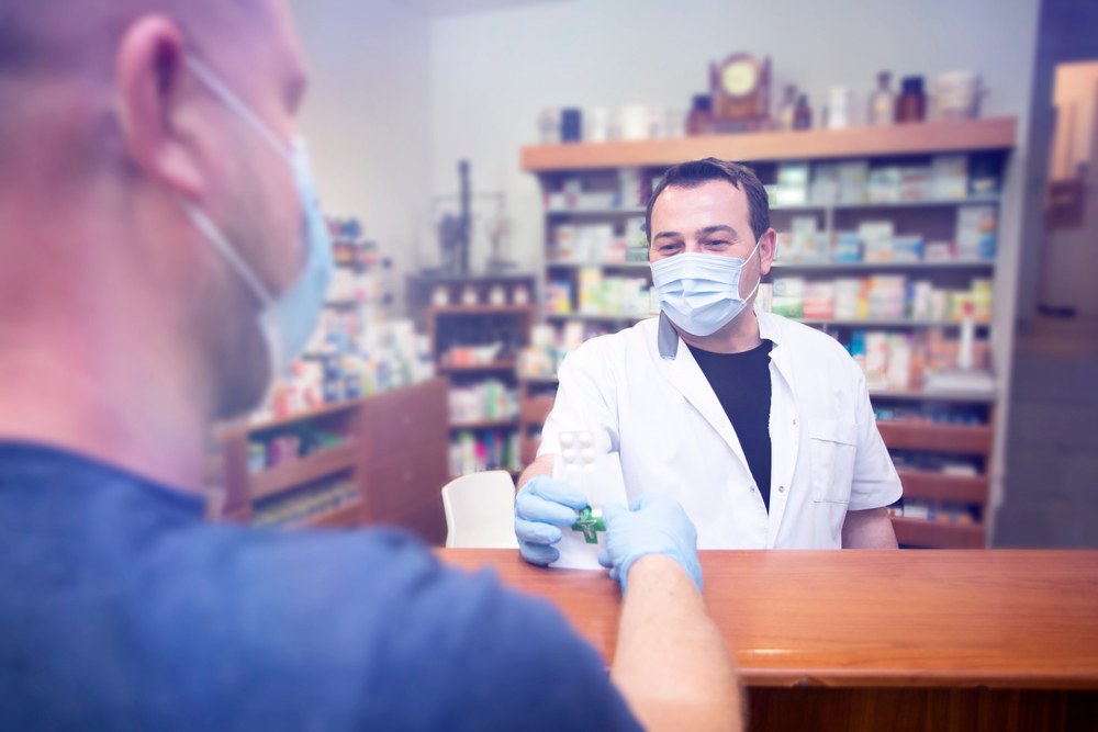 Los farmacéuticos y los médicos ingleses unen esfuerzos para afrontar la crisis sanitaria