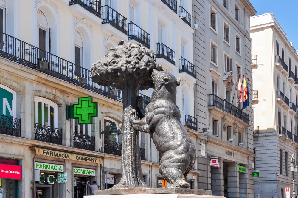 Madrid Una iniciativa para informar sobre el uso del material de protección para la COVID-19