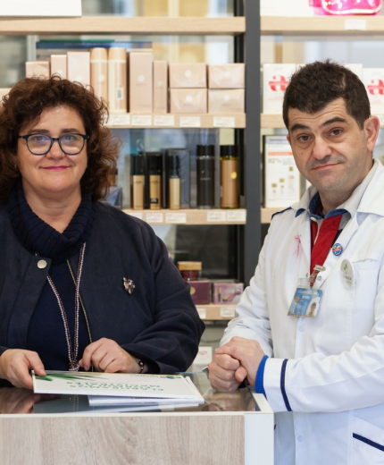 Covadonga y Martín Ramírez De Diego: “Muchas farmacias están dejando de formular, lleva mucho tiempo, pero merece la pena”
