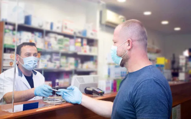 dispensacion de medicamento en la farmacia