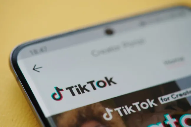 app-tiktok-en-movil