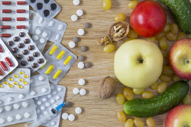 Las interacciones entre fármacos, medicamentos y alimentos: tipos y recomendaciones