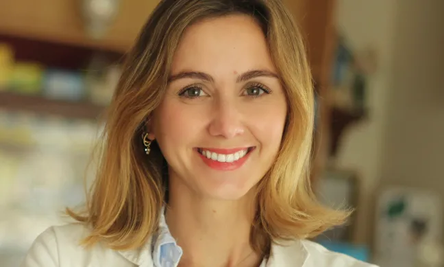 Cristina Carrillo (@cris__carrillo): “Las redes sociales son una vía de consulta que rompe barreras” Cristina Carrillo (@cris__carrillo): “Las redes sociales son una vía de consulta que rompe barreras”