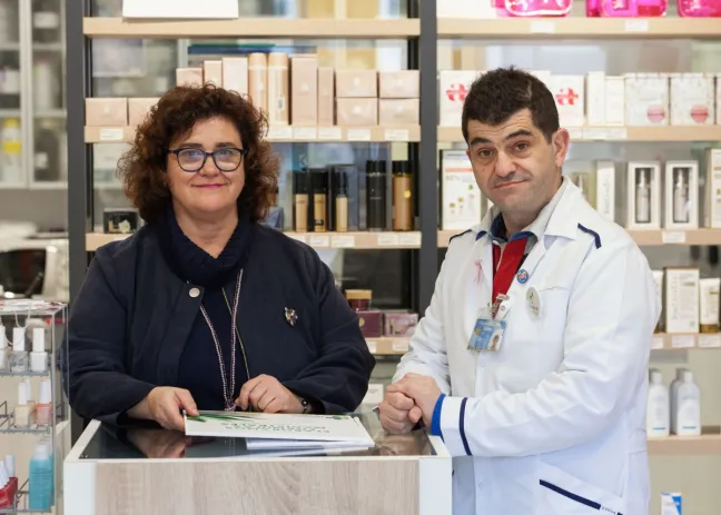 Covadonga y Martín Ramírez De Diego: “Muchas farmacias están dejando de formular, lleva mucho tiempo, pero merece la pena” Covadonga y Martín Ramírez De Diego: “Muchas farmacias están dejando de formular, lleva mucho tiempo, pero merece la pena”