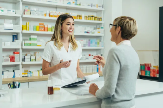 Cómo atender a los pacientes polimedicados desde la farmacia Cómo atender a los pacientes polimedicados desde la farmacia