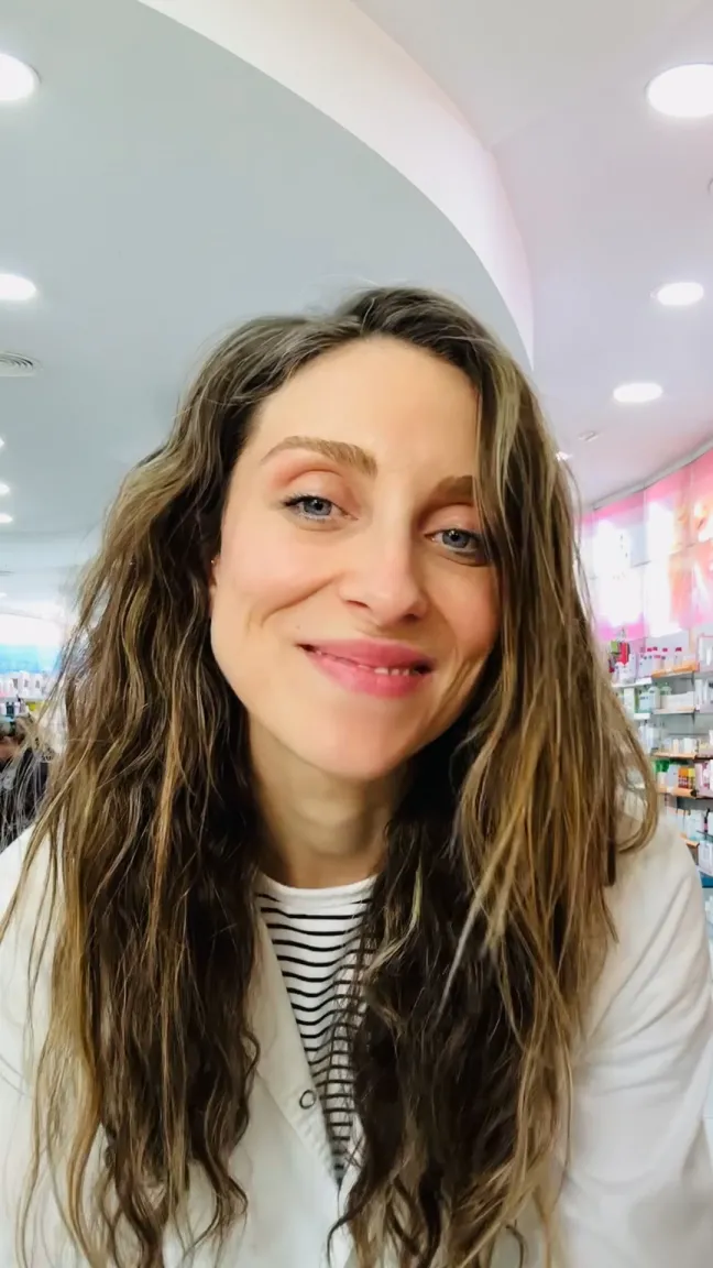 Cecilia Moreno: Yogurt de fresa en zona íntima (aplicación tópica) 