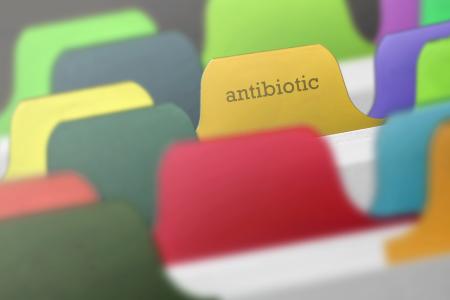 consejos OMS para combatir resistencia a los antibióticos
