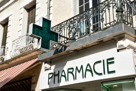 La red de farmacias francesa, en descenso desde 2007