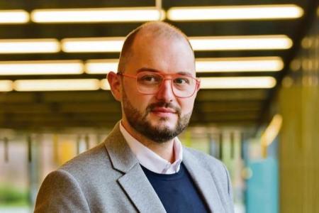 Fran Diéguez: "El papel del farmacéutico como divulgador y educador sanitario es fundamental"